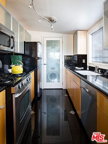 301 N Hudson Avenue, Pasadena, CA 91101