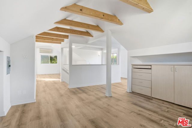 301 N Hudson Avenue, Pasadena, CA 91101