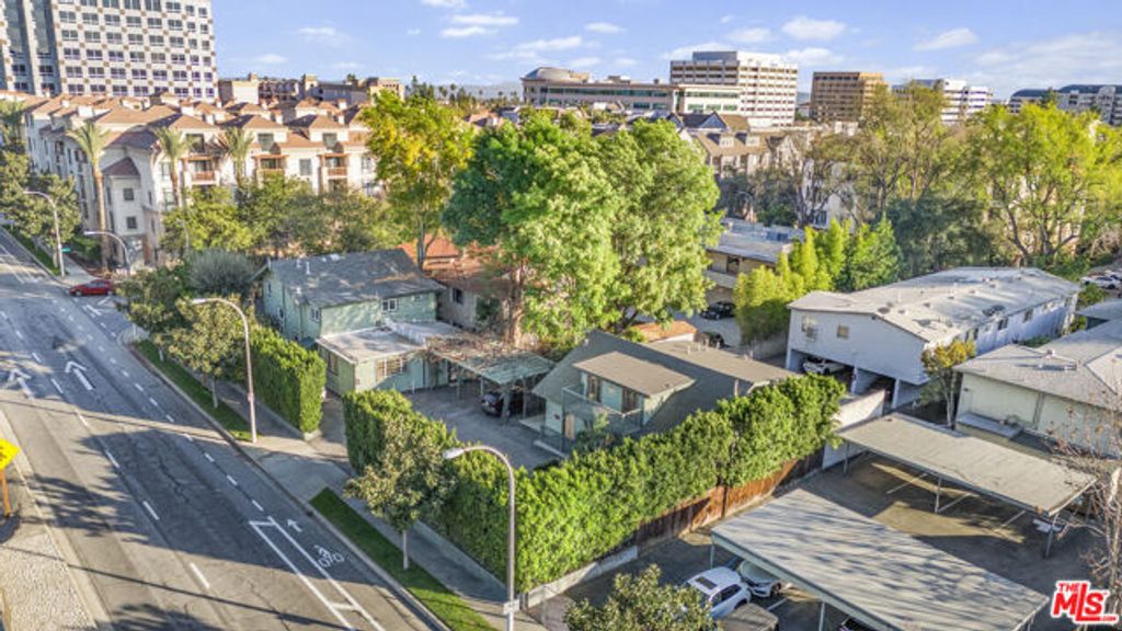 301 N Hudson Avenue, Pasadena, CA 91101