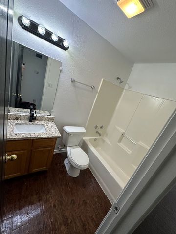 8202 Marydean Avenue, Fort Worth, TX 76116