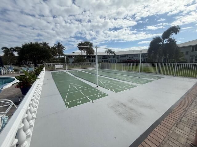 5520 N Ocean Boulevard 111, Ocean Ridge, FL 33435