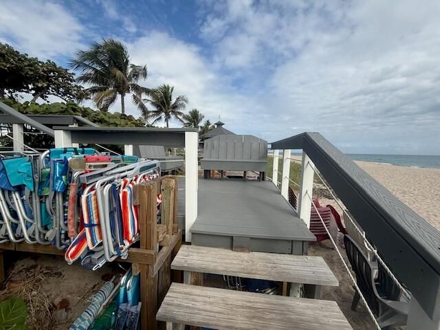 5520 N Ocean Boulevard 111, Ocean Ridge, FL 33435