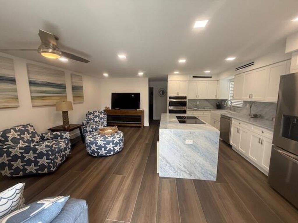 5520 N Ocean Boulevard 111, Ocean Ridge, FL 33435