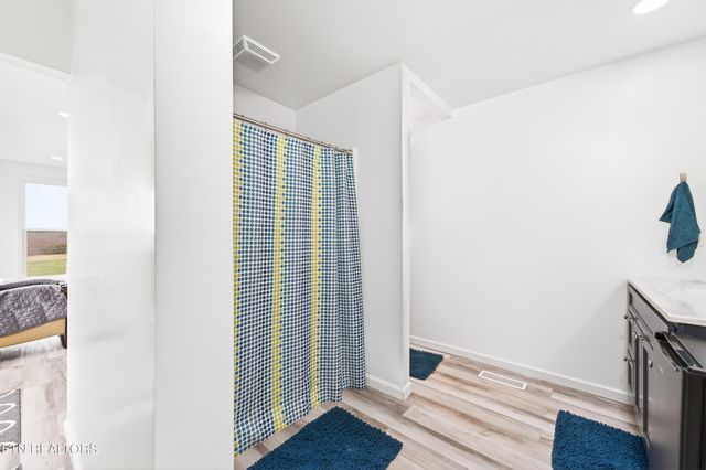 6311 Eastland Rd, Sparta, TN 38583