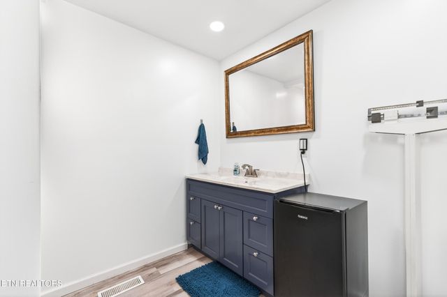 6311 Eastland Rd, Sparta, TN 38583