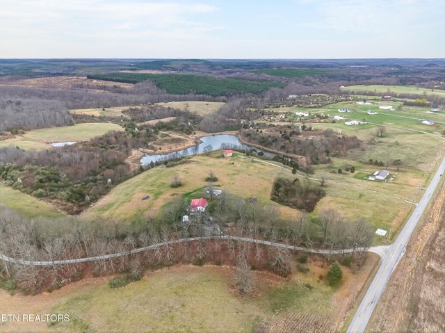 6311 Eastland Rd, Sparta, TN 38583