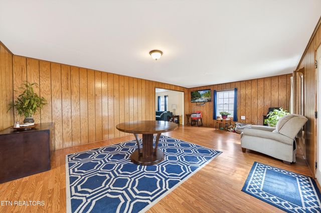 6311 Eastland Rd, Sparta, TN 38583