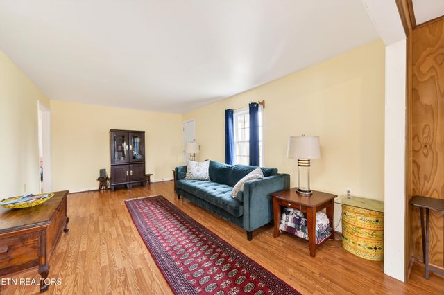 6311 Eastland Rd, Sparta, TN 38583