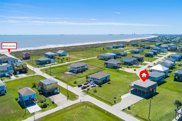 817 Boyt Road, Crystal Beach, TX 77650