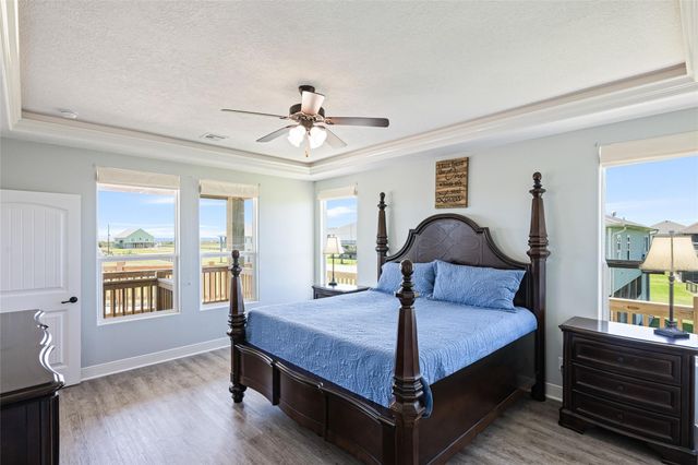 817 Boyt Road, Crystal Beach, TX 77650