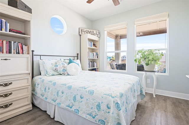 817 Boyt Road, Crystal Beach, TX 77650