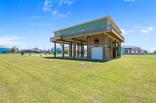 817 Boyt Road, Crystal Beach, TX 77650