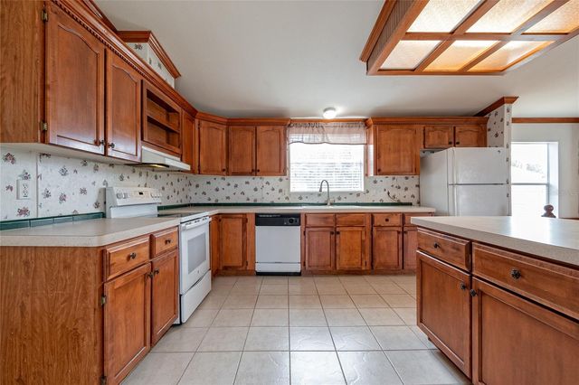 503 W LEMON STREET, Davenport, FL 33837