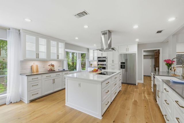 11101 Yucca DR, Austin, TX 78759