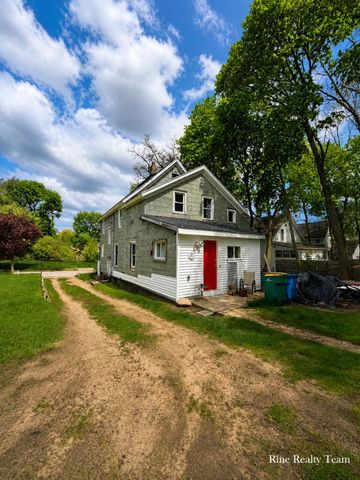 47 Frisbie Avenue, Battle Creek, MI 49037