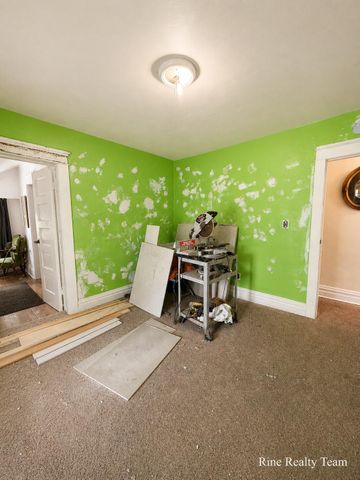 47 Frisbie Avenue, Battle Creek, MI 49037