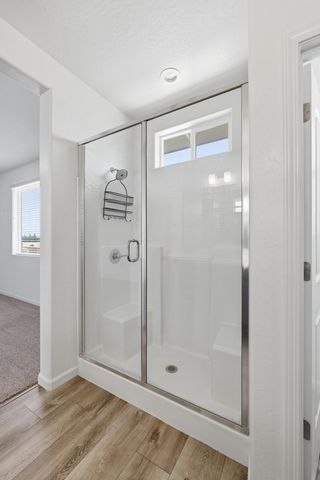 3008 N Creekside Street, Visalia, CA 93291