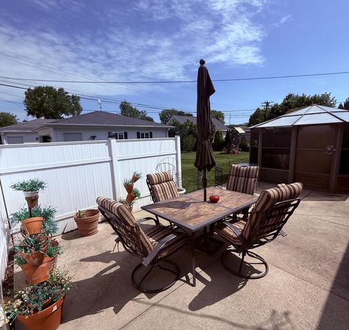 1826 26th STREET, Kenosha, WI 53140