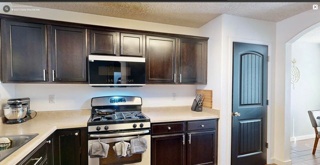 8227 Chilte Pine Road NW, Albuquerque, NM 87120