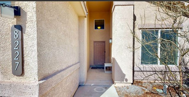8227 Chilte Pine Road NW, Albuquerque, NM 87120