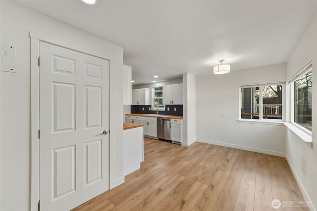 564 S 1st Street, Walla Walla, WA 99362