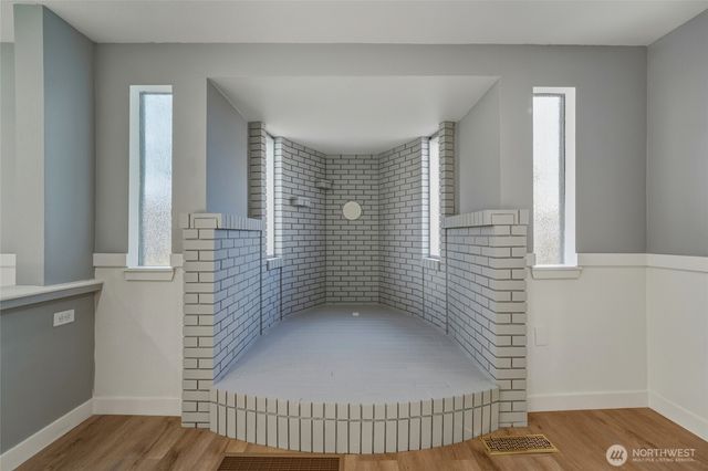 564 S 1st Street, Walla Walla, WA 99362