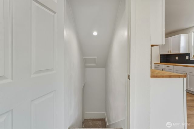 564 S 1st Street, Walla Walla, WA 99362