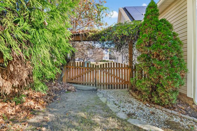 35 Bodie Island Way, Garner, NC 27529