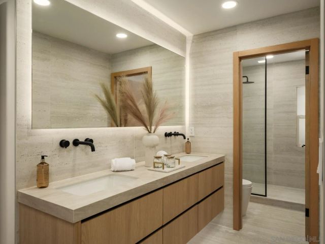 2163 Caminito Circulo Norte, La Jolla, CA 92037