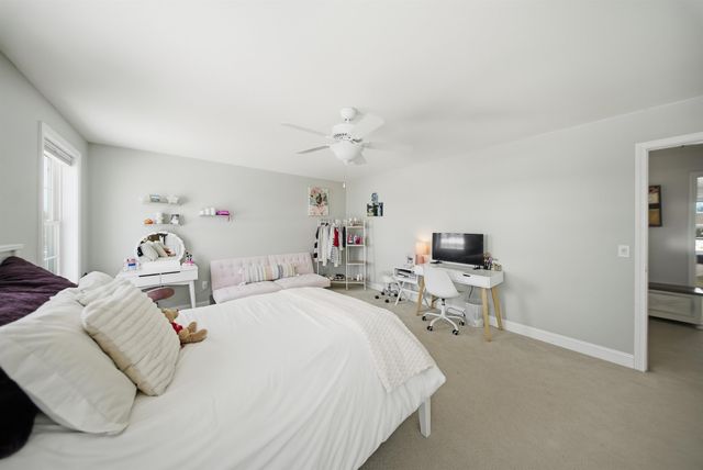 20 Sommerfield Drive, South Burlington, VT 05403