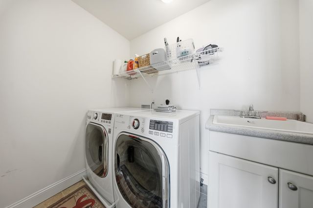 20 Sommerfield Drive, South Burlington, VT 05403