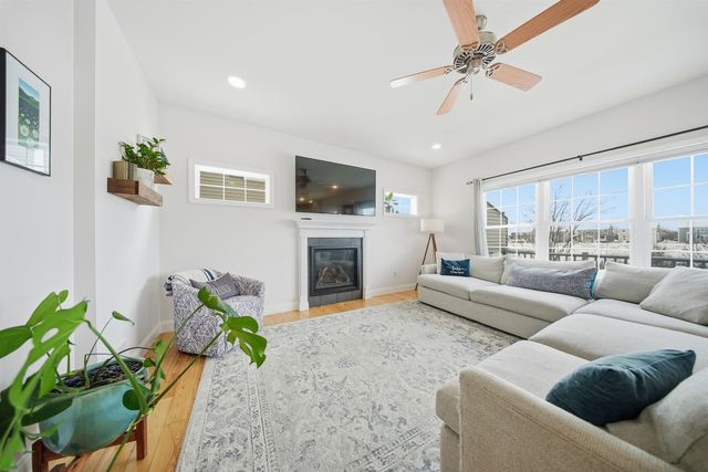 20 Sommerfield Drive, South Burlington, VT 05403