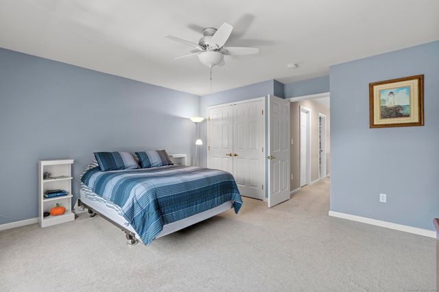 2 Seminole Way, Bloomfield, CT 06002