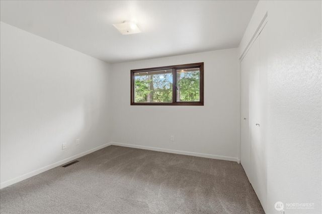 29040 188 Avenue SE, Kent, WA 98042
