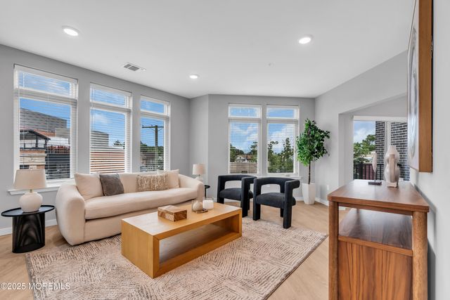 120 Monmouth Street MAE-304, Red Bank, NJ 07701