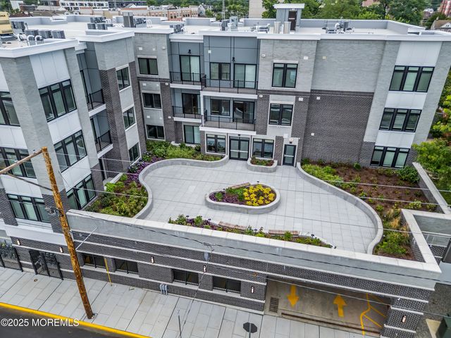 120 Monmouth Street MAE-304, Red Bank, NJ 07701