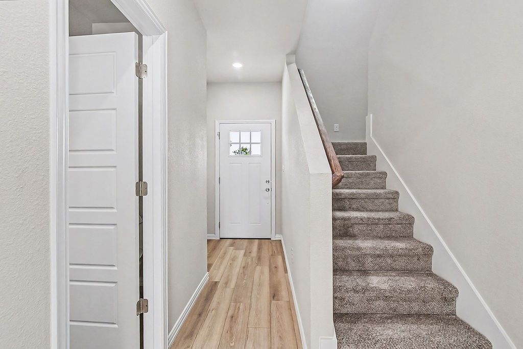 600 Paradise Street, Fort Worth, TX 76111 — photo 2