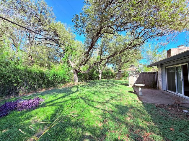 914 Beaver TRL B, Austin, TX 78746