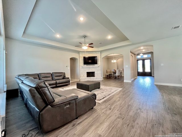 30527 SETTERFELD CIR, Fair Oaks Ranch, TX 78015