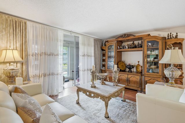 3286 Arcara Way 306, Lake Worth, FL 33467