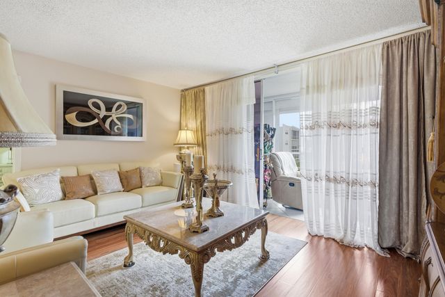 3286 Arcara Way 306, Lake Worth, FL 33467