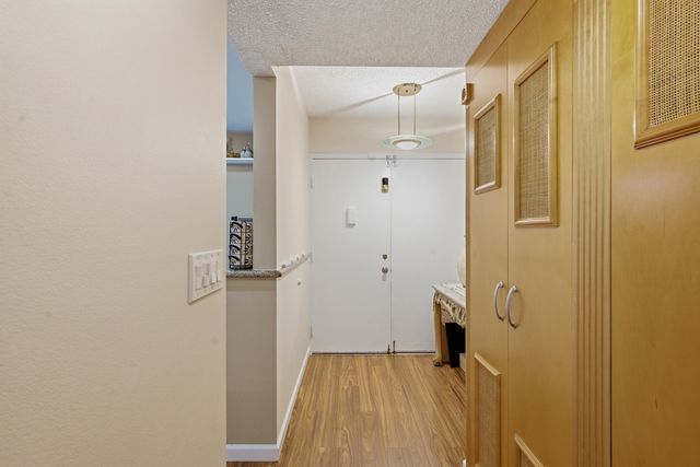 3286 Arcara Way 306, Lake Worth, FL 33467