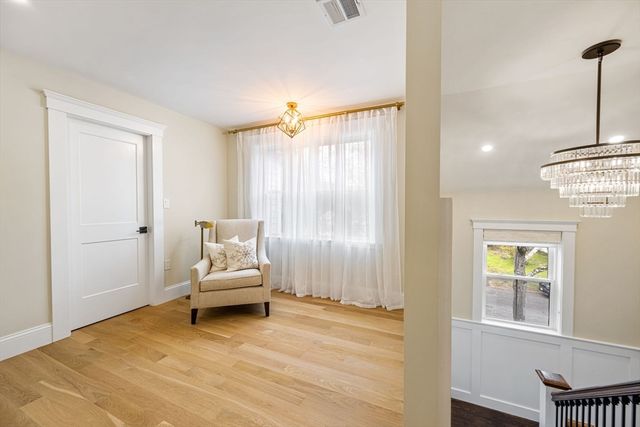 7 Phyllis Lane, Milton, MA 02186