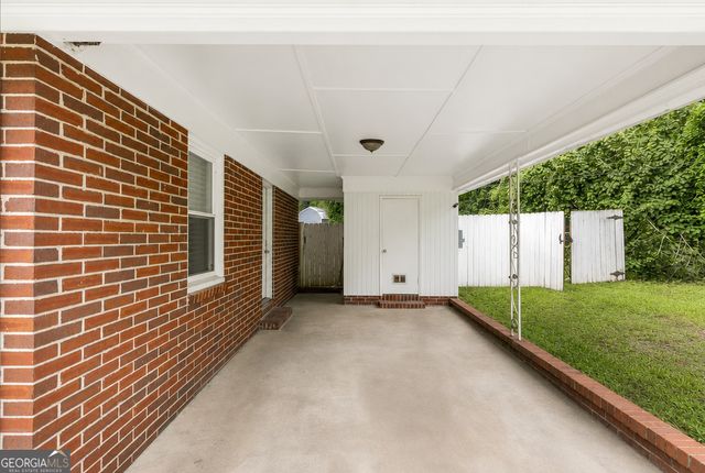 1049 Newport Road, Macon, GA 31210