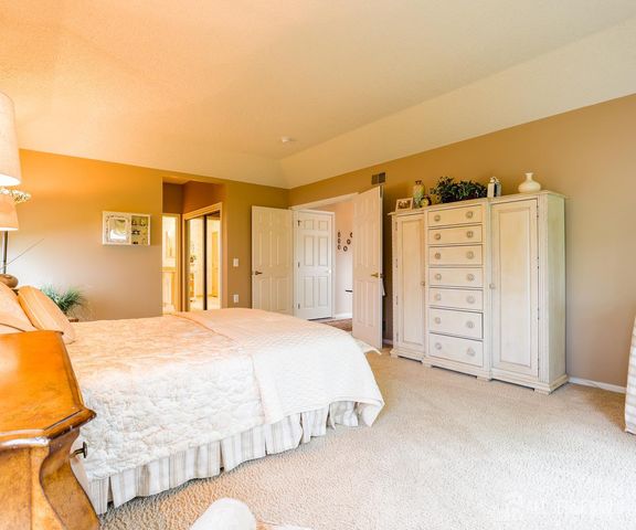 1 Leeds Lane, Monroe, NJ 08831