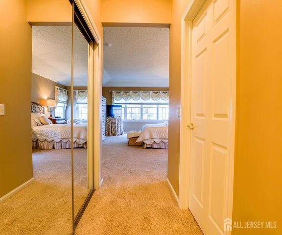 1 Leeds Lane, Monroe, NJ 08831