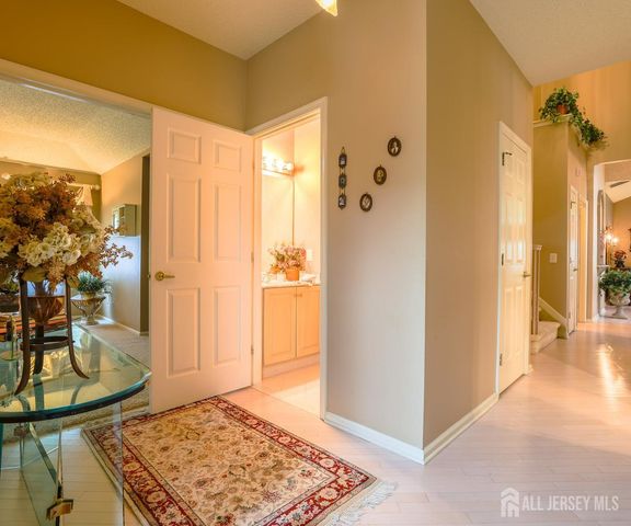 1 Leeds Lane, Monroe, NJ 08831