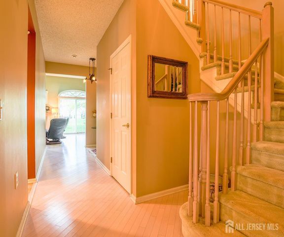 1 Leeds Lane, Monroe, NJ 08831