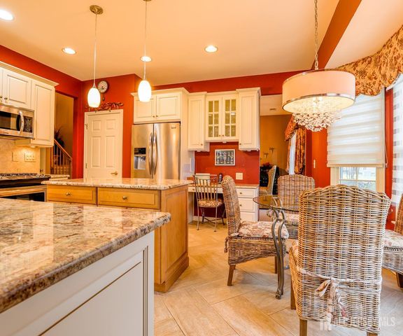 1 Leeds Lane, Monroe, NJ 08831