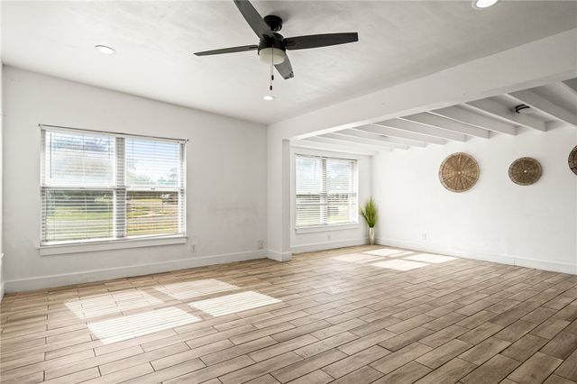 3918 Lincoln St, Corpus Christi, TX 78415